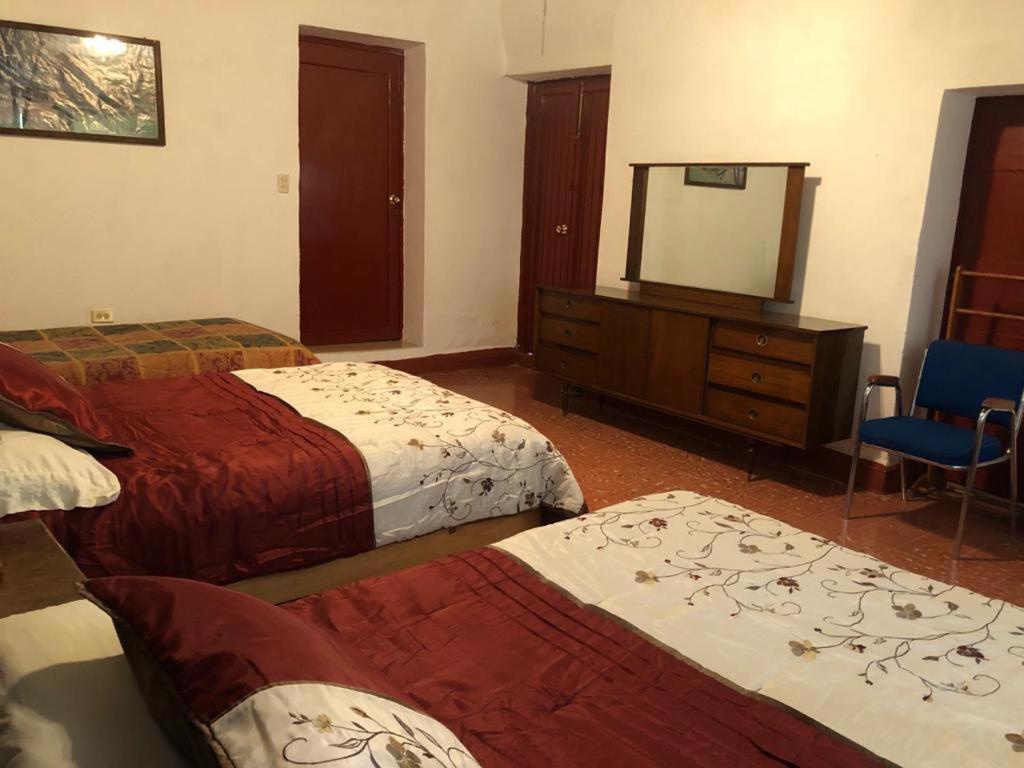 Hostal La española Parras Parras de la Fuente Exterior foto