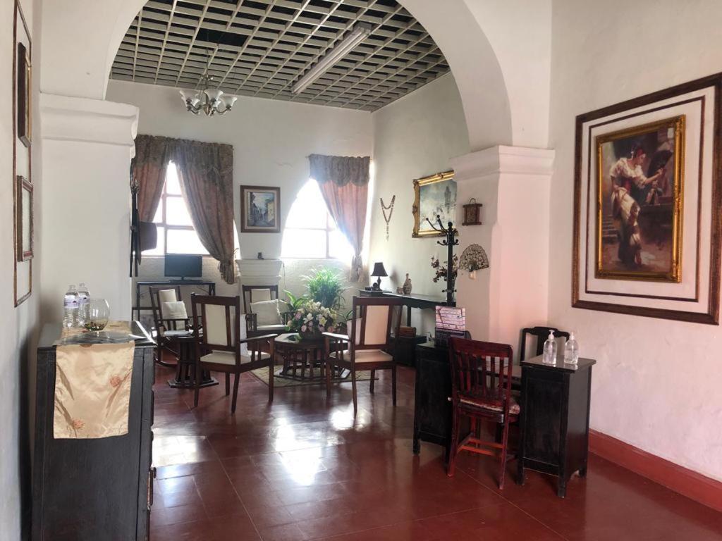 Hostal La española Parras Parras de la Fuente Exterior foto