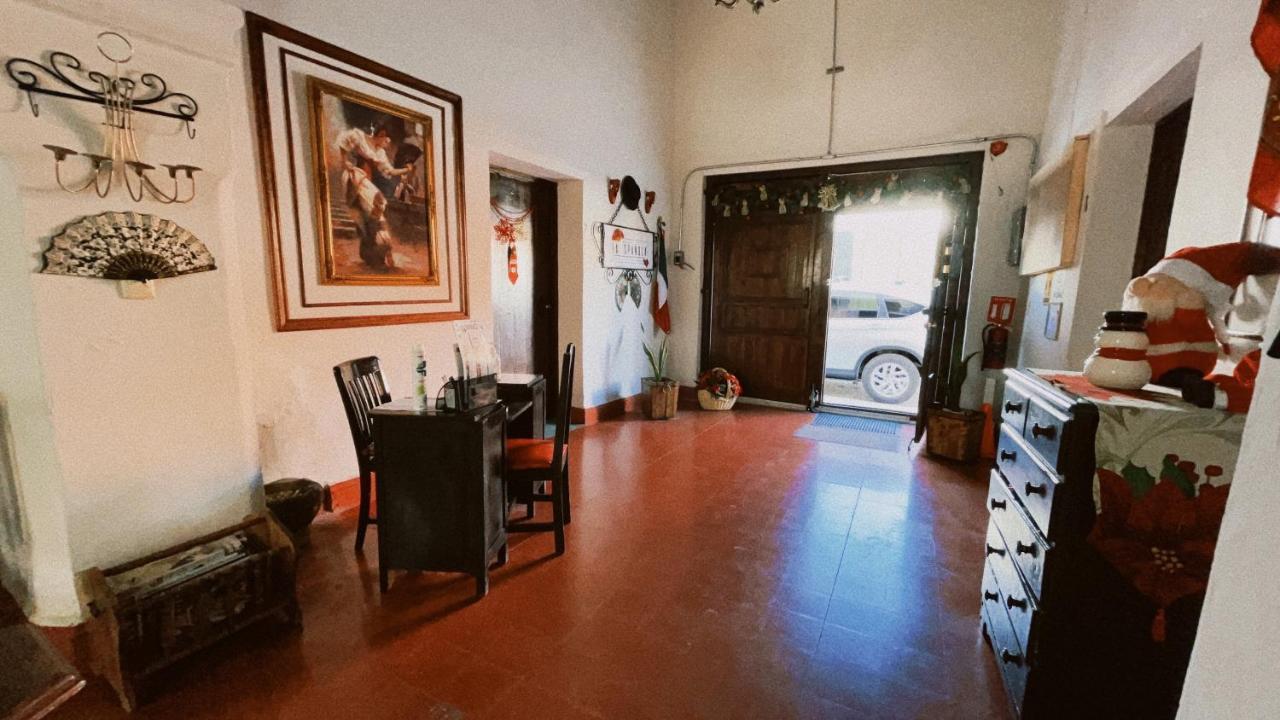 Hostal La española Parras Parras de la Fuente Exterior foto